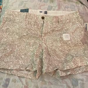NWT paisley/flower print shorts